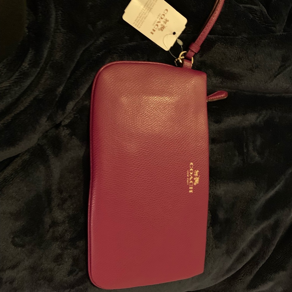 Brand new coach cute Wristlet